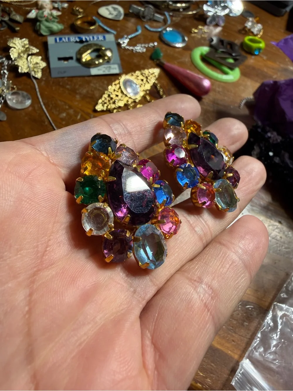 N/A bold multicolor